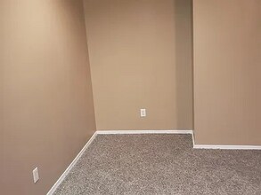 12942 Sanctuary Cove Dr-Unit -304 in Temple Terrace, FL - Building Photo - Building Photo