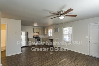 816 Greenland Dr in Murfreesboro, TN - Foto de edificio - Building Photo