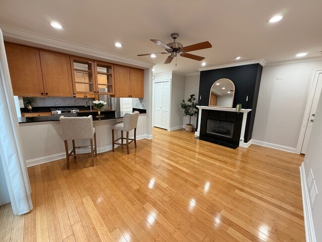 122 S Evergreen Ave in Arlington Heights, IL - Foto de edificio - Building Photo