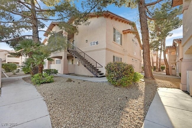 property at 350 S Durango Dr