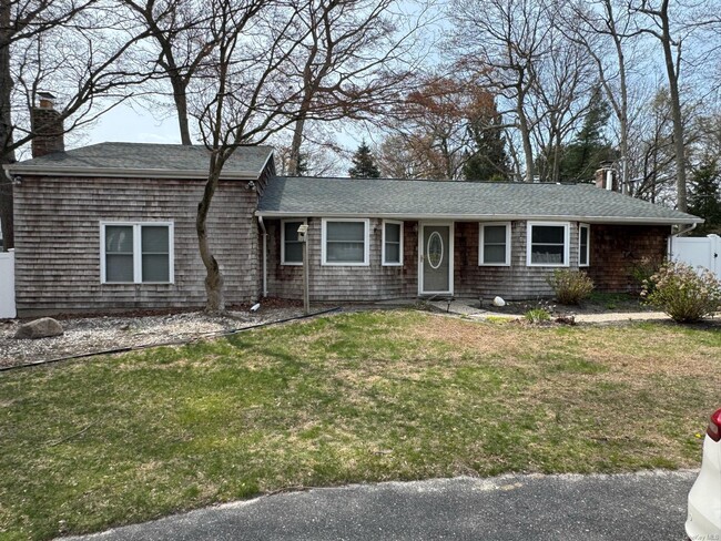 property at 26 Laurel St