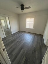 2601 Main St in Los Angeles, CA - Foto de edificio - Building Photo