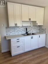 363 Andrew St in Newmarket, ON - Building Photo - Building Photo