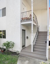 2621 Abbot Kinney Blvd in Venice, CA - Building Photo - Building Photo