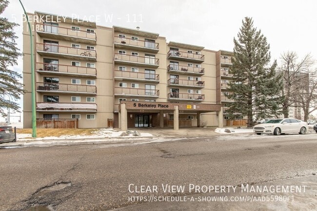 property at 5 Berkeley Pl W