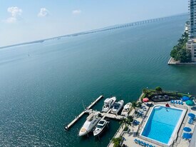 905 Brickell Bay Dr, Unit 1730 in Miami, FL - Building Photo