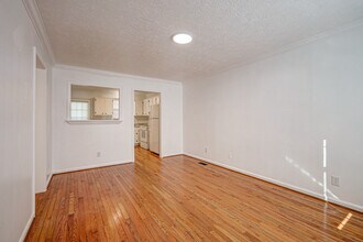 5610 Obrien Ave, Unit B in Nashville, TN - Building Photo - Building Photo