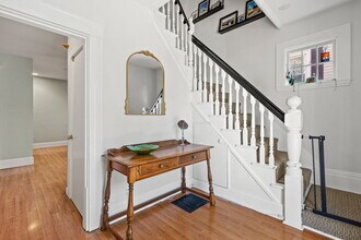 6 Rowell Ave in Beverly, MA - Foto de edificio - Building Photo