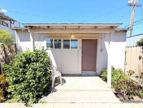 1732 Cabrillo Ave in Torrance, CA - Building Photo - Building Photo