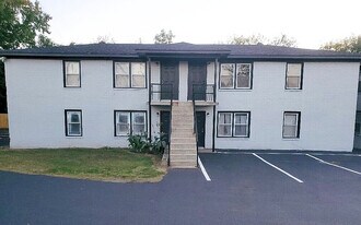 Hampton Avenue Apartments in Greenville, SC - Building Photo