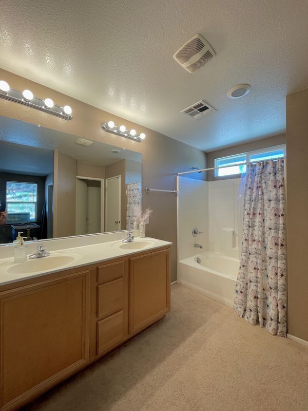 45118 Parkview Ln in Lancaster, CA - Building Photo - Building Photo