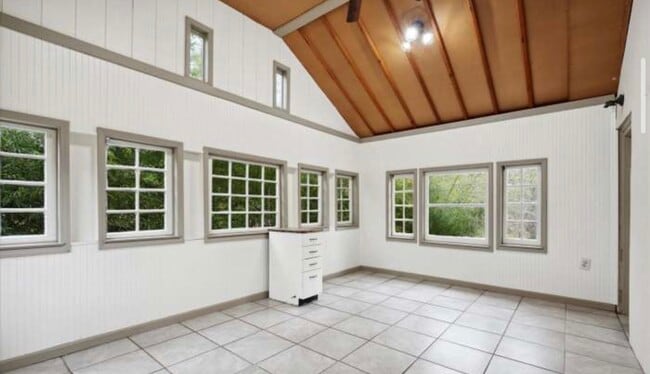 4240 Fairview Ave in Newtown Square, PA - Building Photo - Building Photo