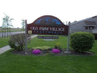 631 W Sycamore St in Columbus Grove, OH - Building Photo