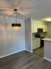 1563 N King St in Hampton, VA - Building Photo - Building Photo