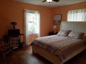 5214 27th Ave S in Gulfport, FL - Building Photo - Building Photo