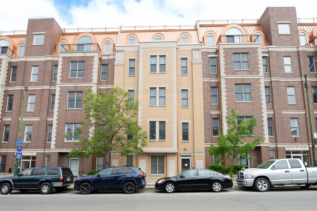 property at 2612 W Diversey Ave