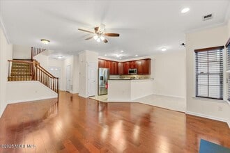 28 Santa Rosa Ln in Tinton Falls, NJ - Building Photo - Building Photo