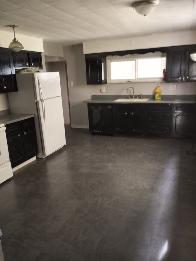 property at 141 Watkins Ave