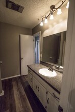 4025 Sheridan Rd, Unit D in Bartlesville, OK - Foto de edificio - Building Photo