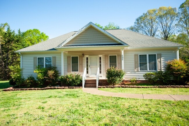 property at 132 Brunswick Ln