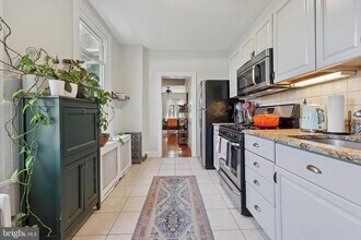 466 1/2 Conarroe St in Philadelphia, PA - Building Photo - Building Photo