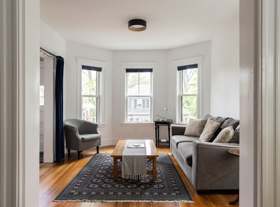 59 Liberty Ave in Somerville, MA - Building Photo