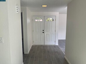 836 Luz Ct in Danville, CA - Building Photo - Building Photo