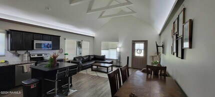 1400 General Mouton Ave in Lafayette, LA - Building Photo - Building Photo