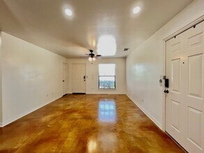 13341 Country Meadow Ln in Lindale, TX - Building Photo - Building Photo