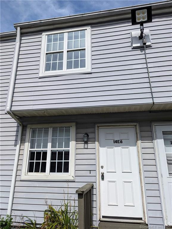 14 Scuppo Rd in Danbury, CT - Building Photo - Building Photo