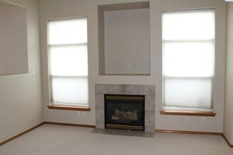431 Columbia Point Dr in Richland, WA - Building Photo - Building Photo