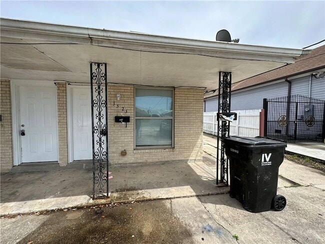property at 3525 Jackson Blvd
