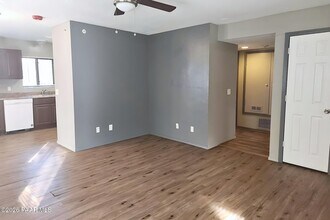 114 S Virginia St in Prescott, AZ - Foto de edificio - Building Photo