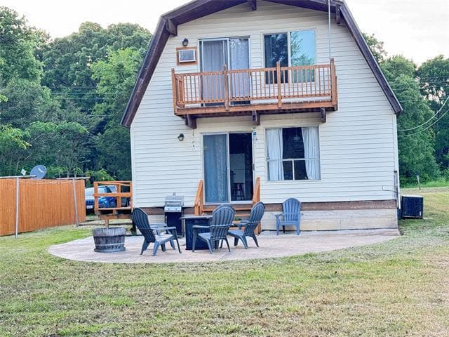 240 Overlook Trail in Gun Barrel City, TX - Building Photo - Building Photo