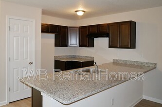 7860 Playschool Ln in Jacksonville, FL - Building Photo - Building Photo