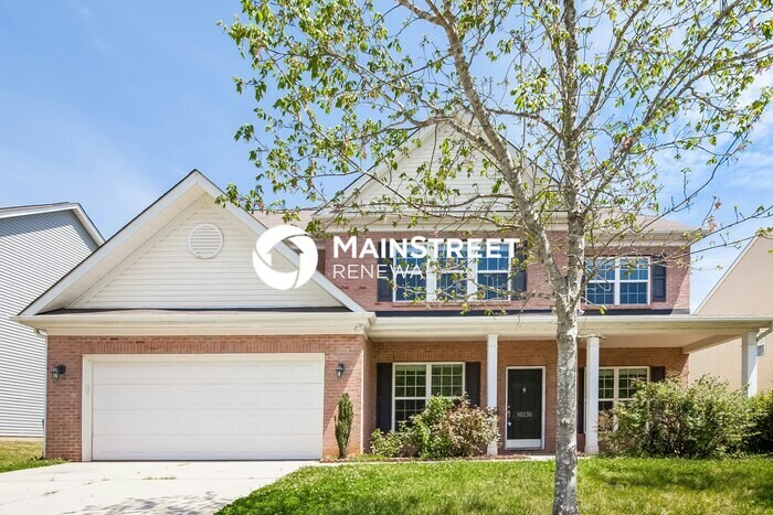 10230 Little Whiteoak Rd in Charlotte, NC - Foto de edificio