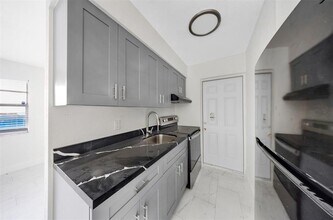 110 NW 7th Ave in Pompano Beach, FL - Building Photo - Building Photo