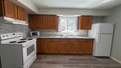 1019 Forest St in Traverse City, MI - Building Photo - Building Photo
