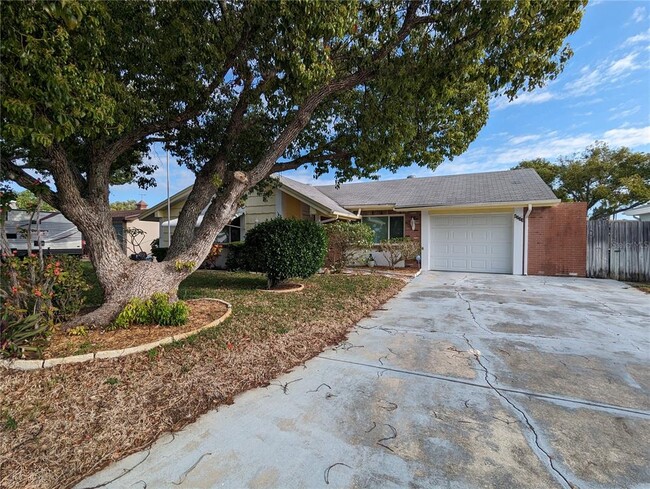 property at 4233 Hillsdale Dr