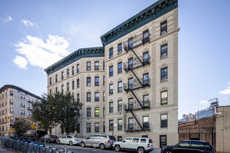 36 Convent Ave in New York, NY - Foto de edificio - Building Photo