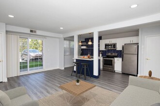 Dogwood Gardens Apartments in Norristown, PA - Foto de edificio - Building Photo