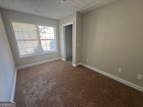 222 Tara Commons Dr in Loganville, GA - Building Photo - Building Photo