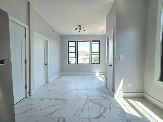 226 Roseville Ave in Newark, NJ - Building Photo - Building Photo