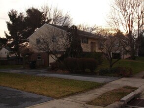 418 Parkwynne Rd in Lancaster, PA - Building Photo - Building Photo