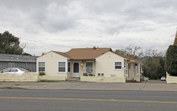 1631-1633 Silverado Trl in Napa, CA - Building Photo - Building Photo