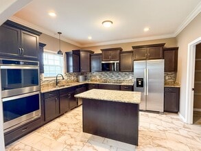 324 Winter Terrace Ln in Clarksville, TN - Building Photo - Building Photo
