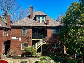 2048 Iuka Ave in Columbus, OH - Building Photo