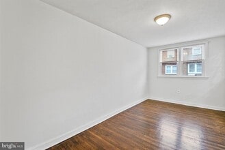 1246 Wycombe Ave in Darby, PA - Building Photo - Building Photo
