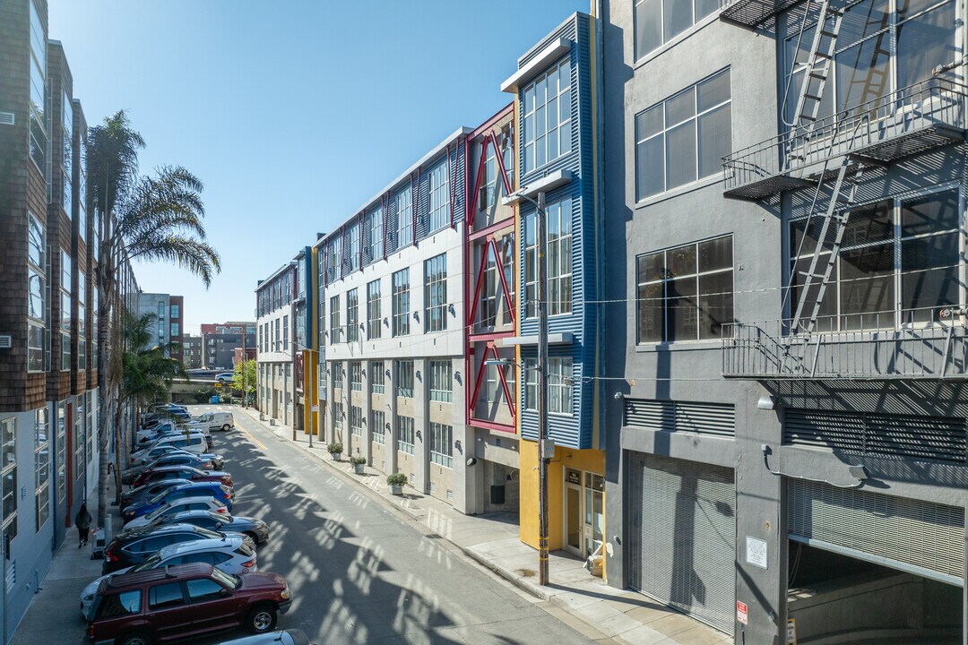 Bluxome Lofts in San Francisco, CA - Foto de edificio