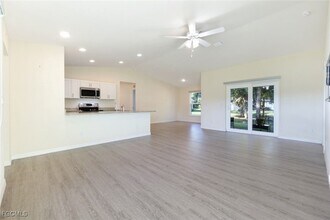 5038 Tradewinds Cir in La Belle, FL - Building Photo - Building Photo